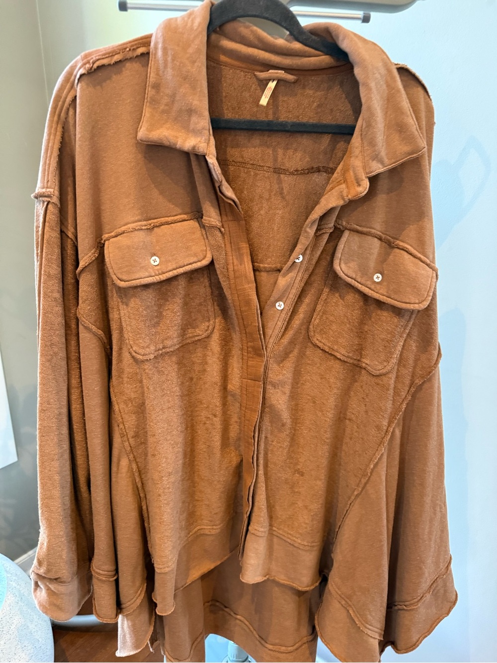 Free People Sweatshirt Hi Lo Slouchy Button Pockets Burnt Sienna Brow - Picture 4 of 10